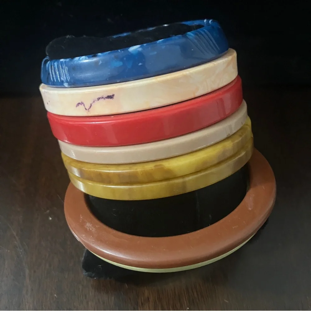 Lot of 8 Vintage Thermoplastic & Bakelite Bangles Marbled, End of Day, Slice Cut